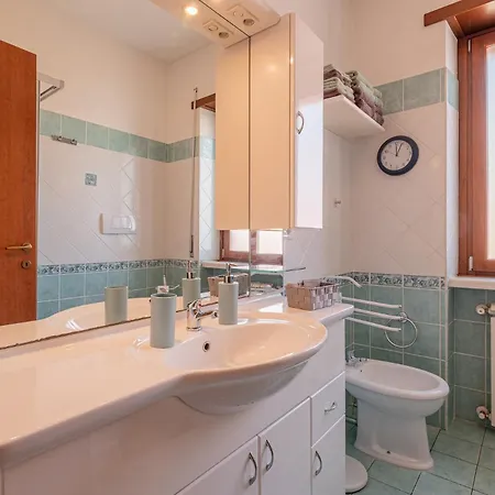 Silent House Tor Vergata