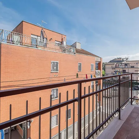 Silent House Tor Vergata *