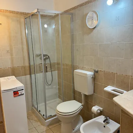 Silent House Tor Vergata Apartament *